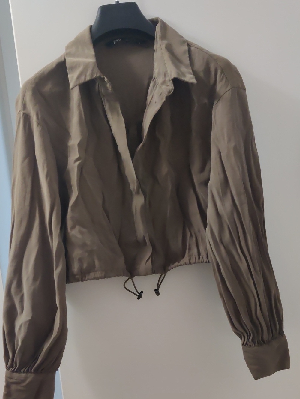 Zara Women's Olive Green Drawstring Hem Button-Front Top
